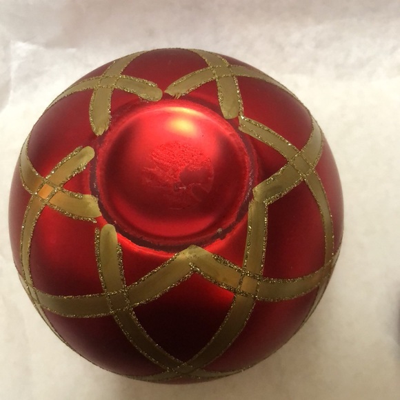 Porcelain Ornament Shaped Treasure Box 7.5”x7” - Picture 7 of 9